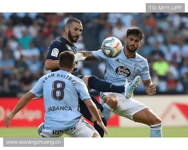 皇马高效表现下的控制力流失问题显现,对联赛竞争格局带来变化 皇马高效表现下的控制力流失问题显现,对联赛竞争格局带来变化